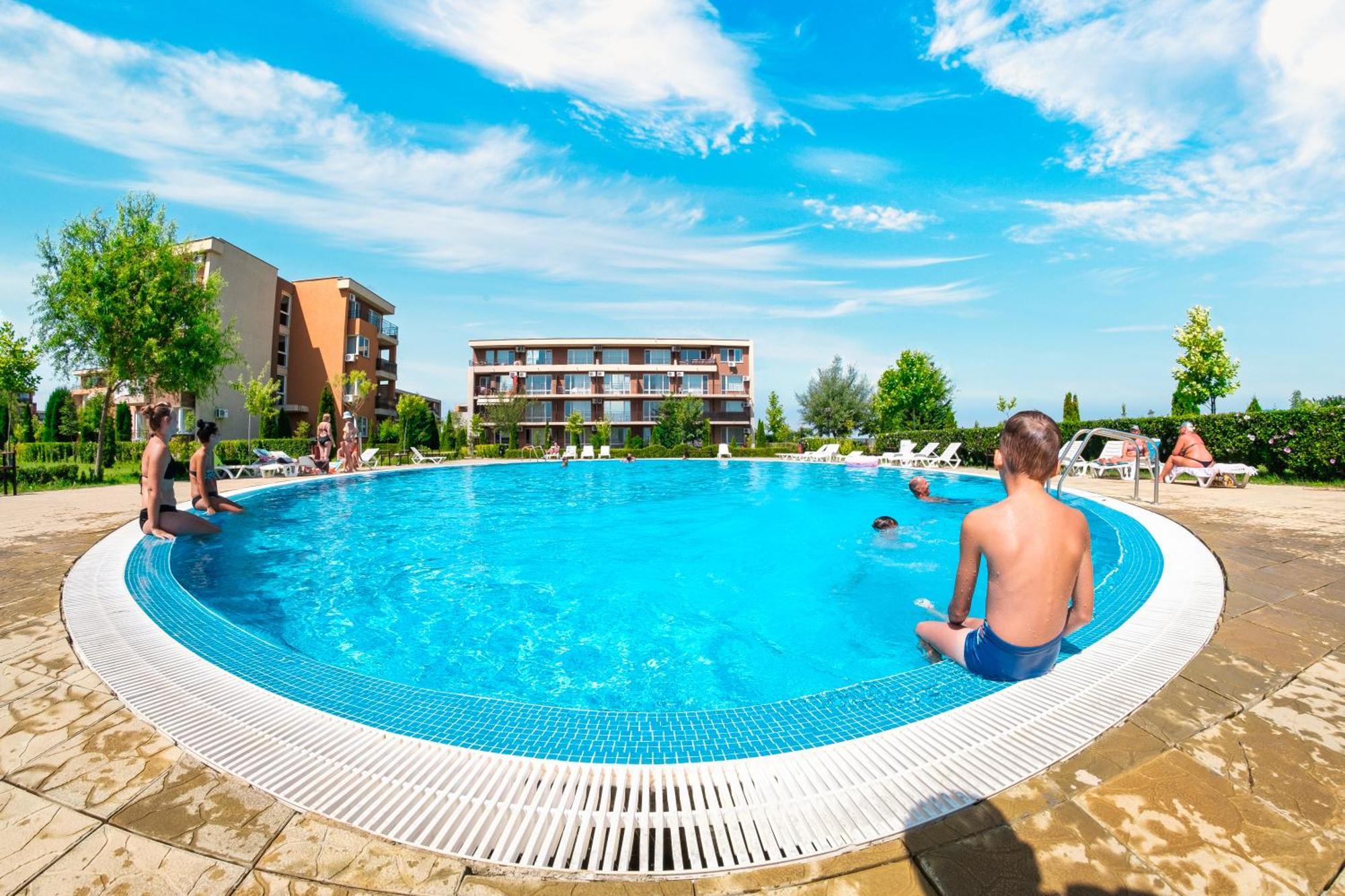 Orchid Fort Garden Sunny Beach Ngoại thất bức ảnh